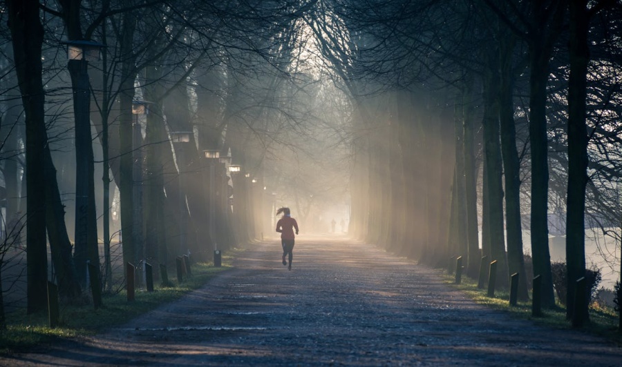 Jak unikać skurczów mięśni przy bieganiu? Poradnik Jak unikać skurczów mięśni przy bieganiu? Poradnik